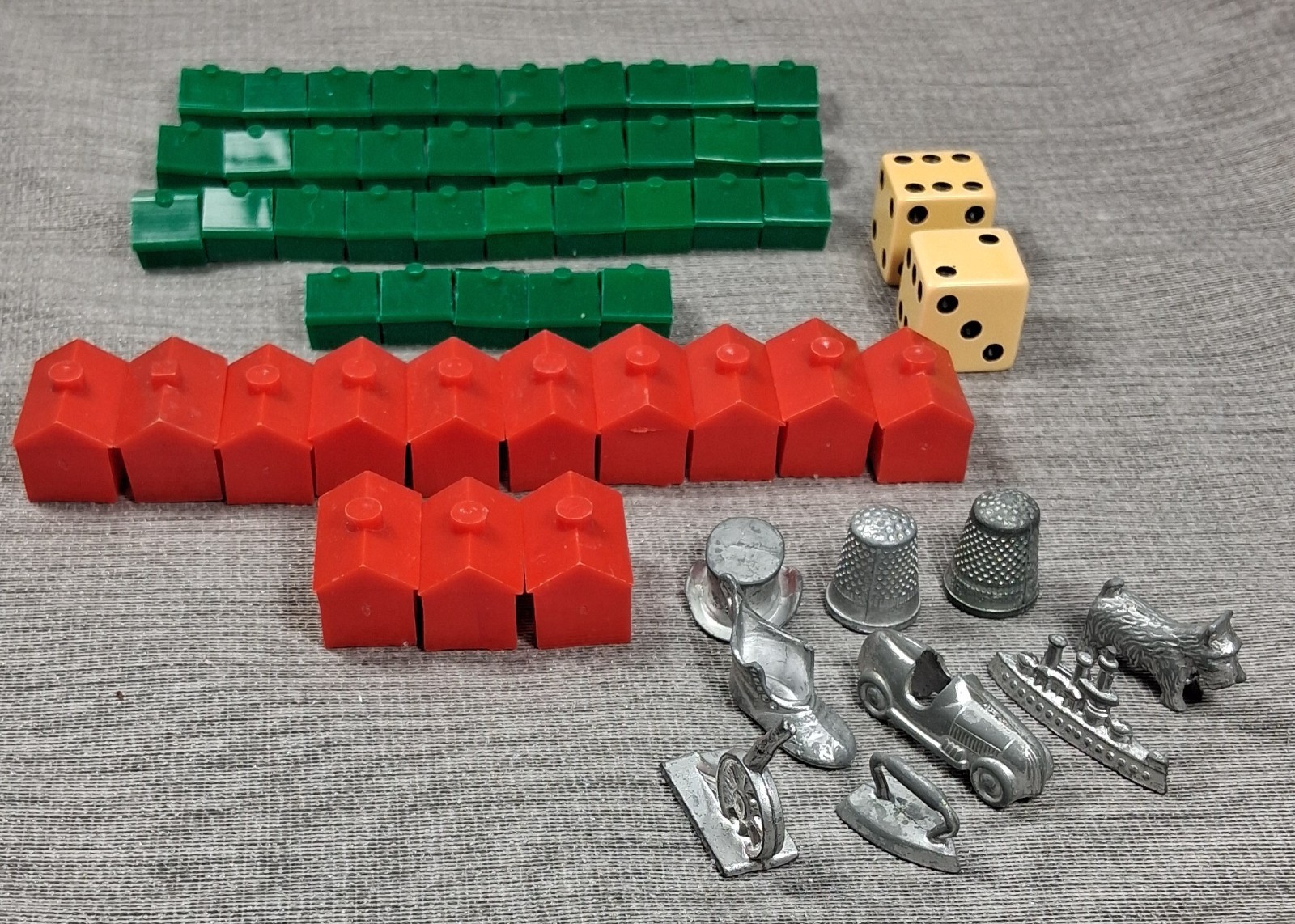 VINTAGE 1961 MONOPOLY GAME PARKER BROTHERS USA REAL ESTATE TRADING COMPLETE