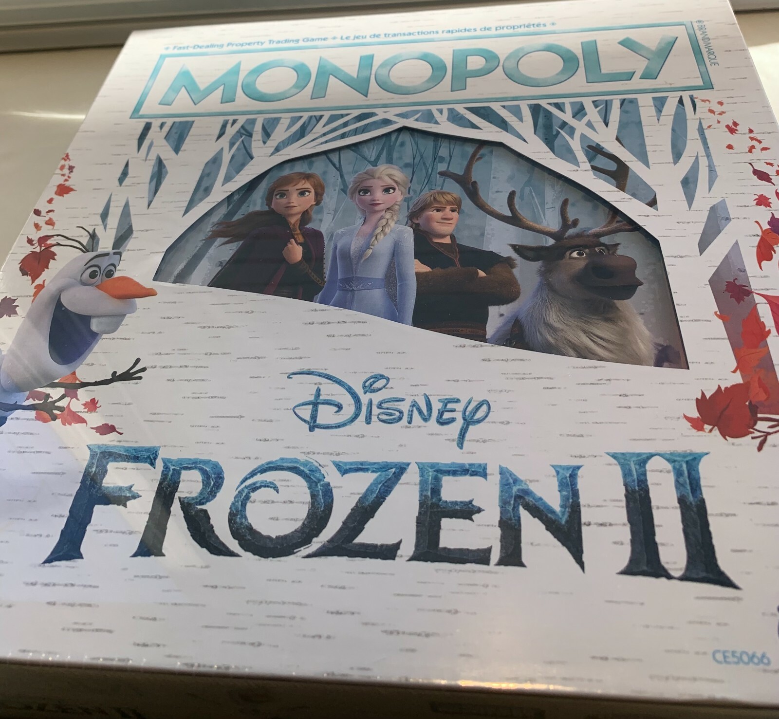 Disney Frozen II Monopoly Gameboard w/ Elsa, Anna, Olaf, Kristoff Family Game