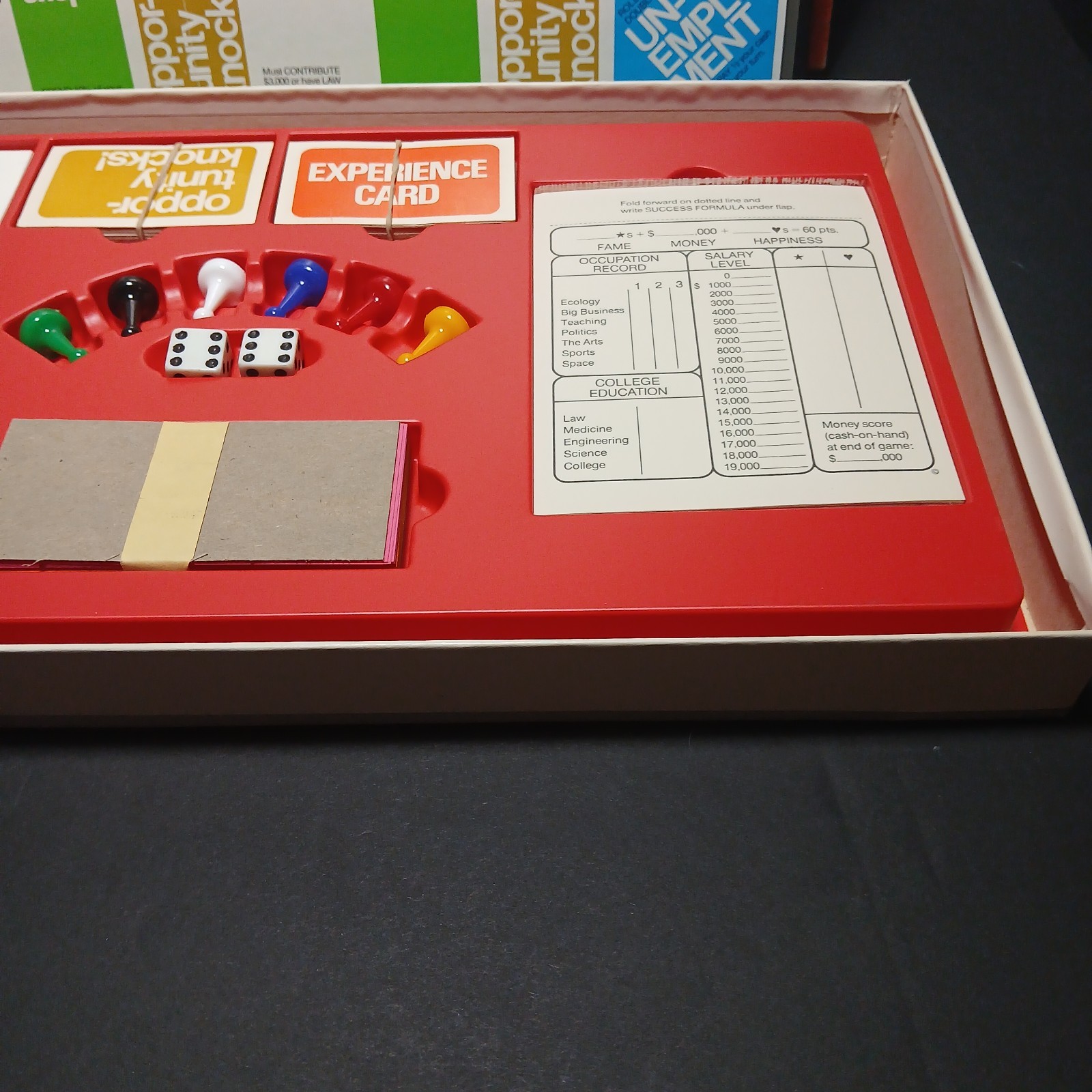 1971 Careers Board Game by Parker Brothers COMPLETE in Great Condition Vintage