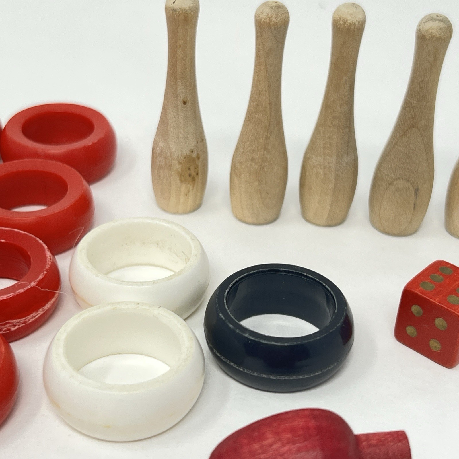 Vintage Carrom Carom Board Game Replacement Game Pieces Lot Of 34