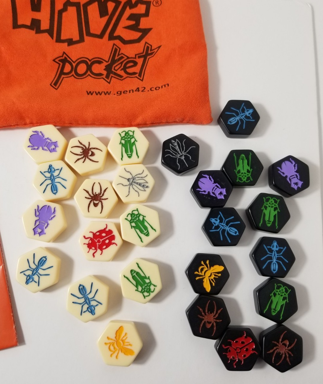 Gen42 Games Hive Pocket Bag Tile Game EX