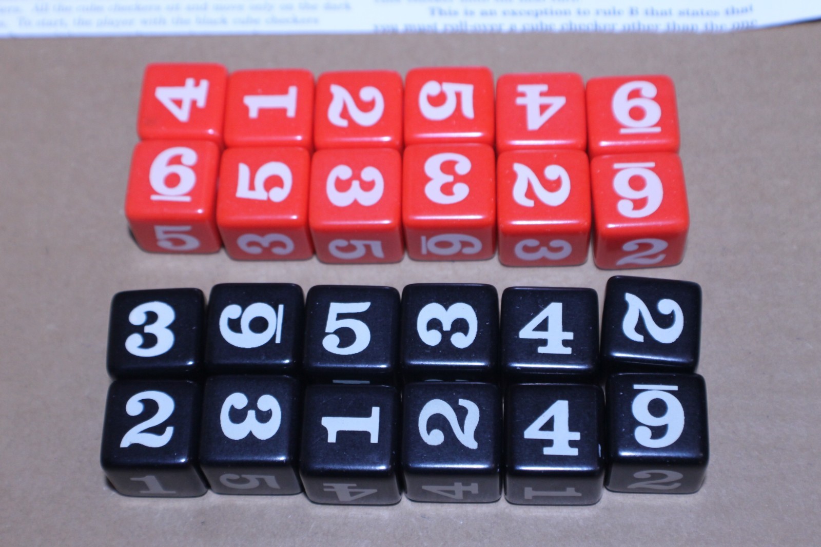 USED / Complete / Cube Checkers Game A New Dimension in Checkers 1998