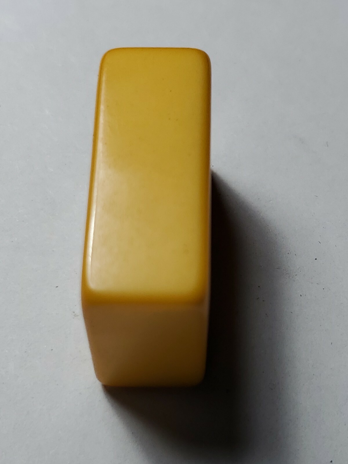 VINTAGE MAH JONG TILES CHINESE BAKELITE 1 1/4″ tall 7/8″ wide 1/2″ thick