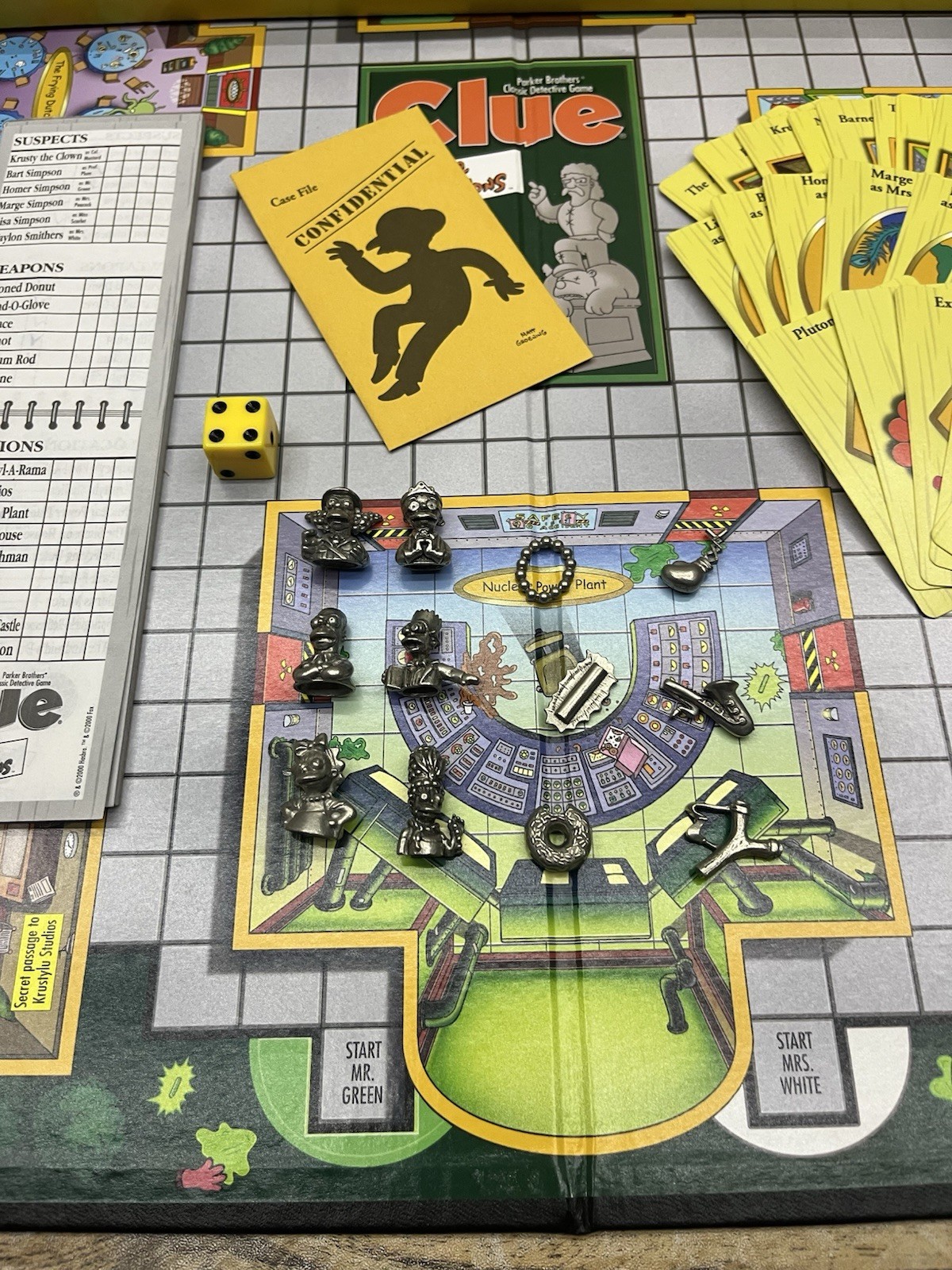 THE SIMPSONS Edition Clue Board Game 2000 First Edition Complete
