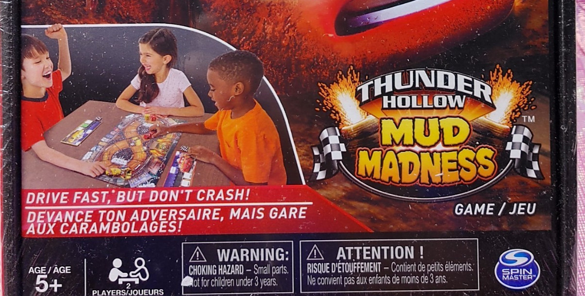 Disney Pixar Cars 3 Thunder Hollow Mud Madness Game Lightning McQueen Sealed