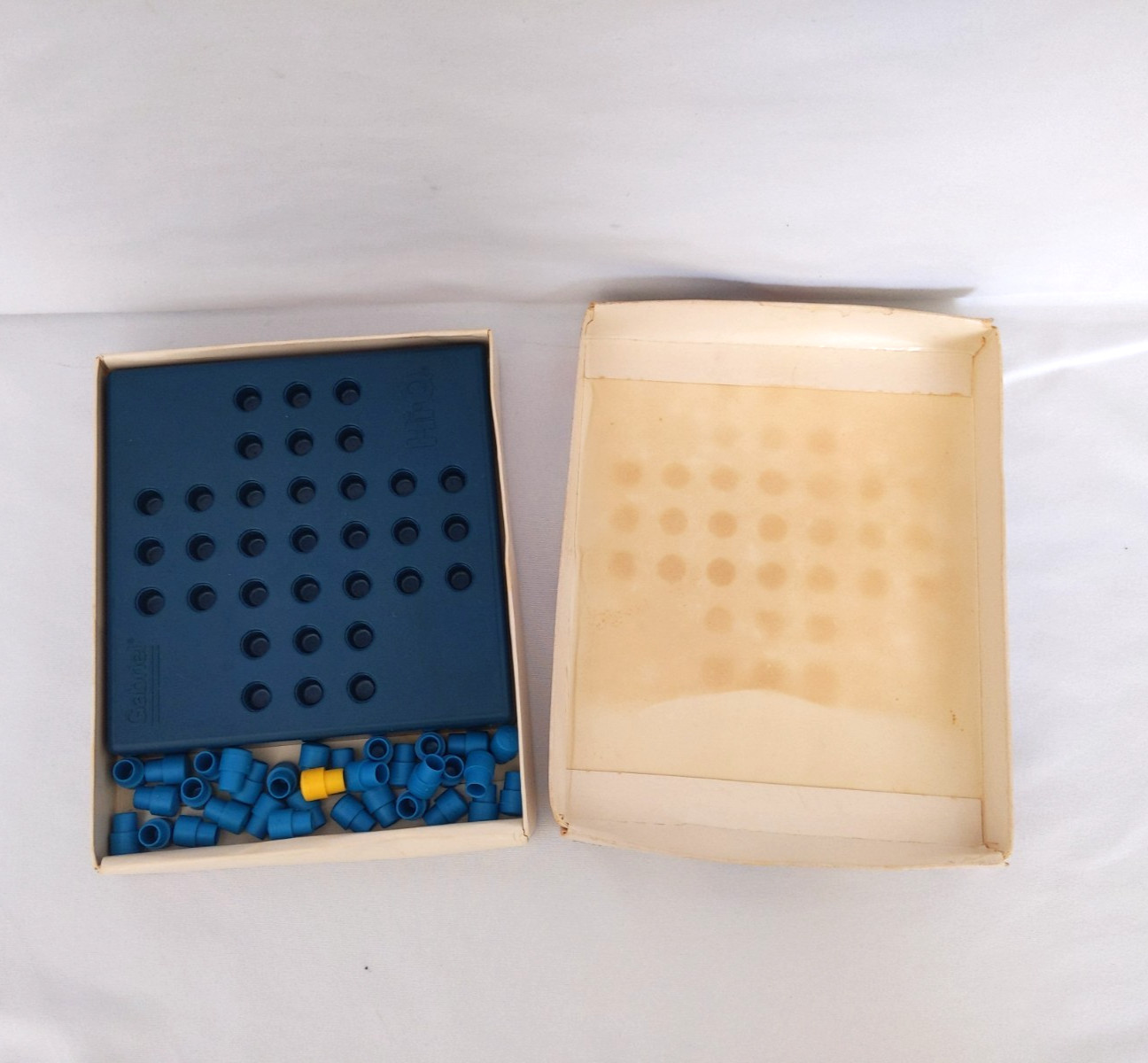 Vintage Gabriel HI Q 7120 Solitaire Peg Game 1978 Complete Favorite Travel Games