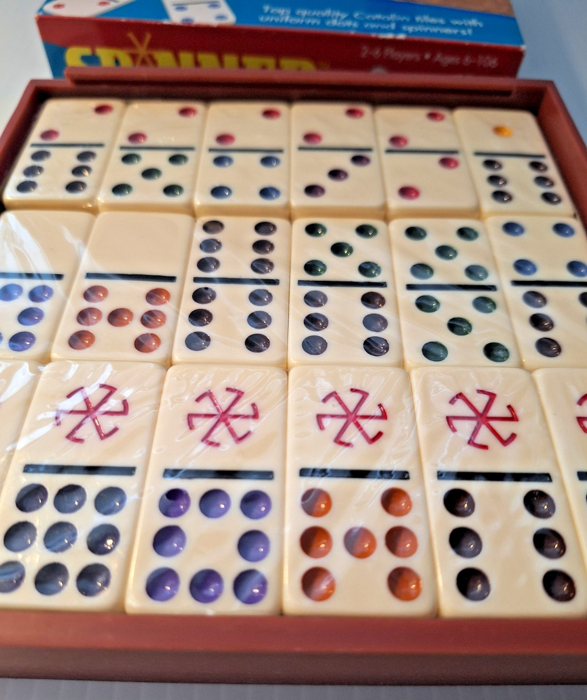 Vintage “Spinner: The Game of Wild Dominoes” Double 9 Set – Brand New