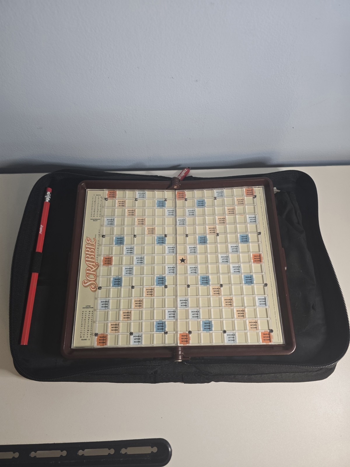 2001 Mini Travel Scrabble Game Folio Edition 100% Complete in Carrying Case