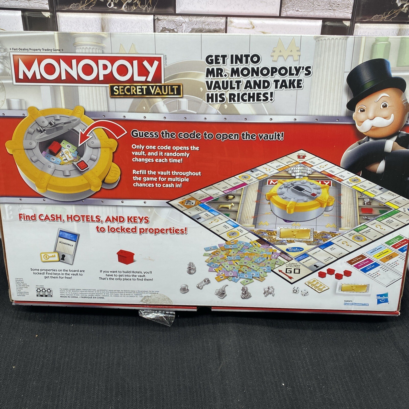 MONOPOLY Secret Vault Board Game for Kids Ages 8 and Up, Family Board Game D1