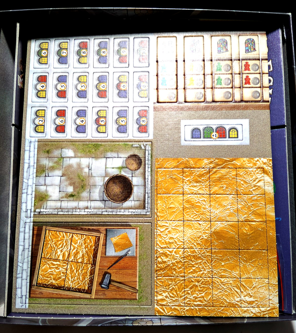 Fresco Queen Games 2010 Board Game Complete Mostly Unpunched 2010 DSP Winner