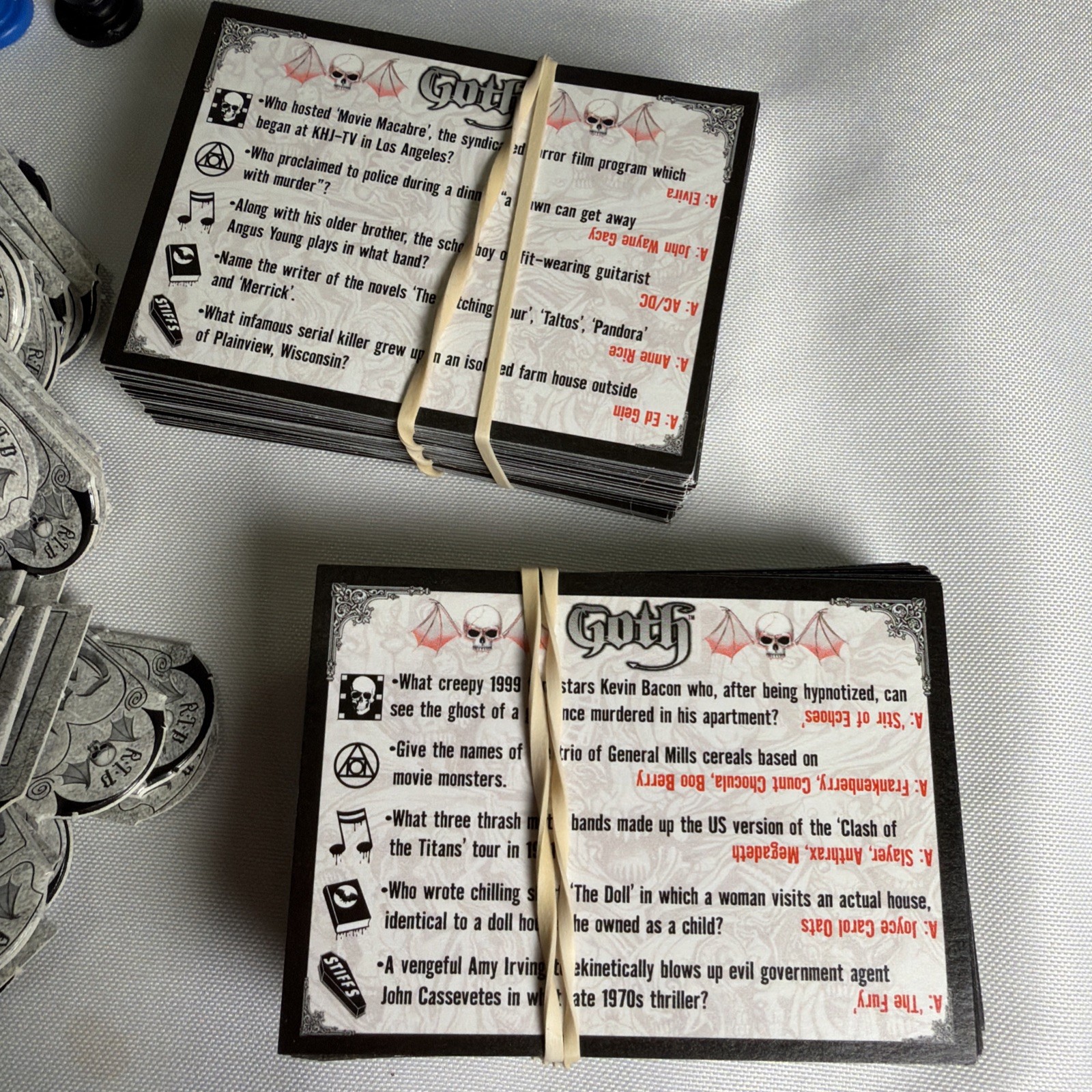 Goth The Game Of Horror Trivia Board Game EUC Complete!