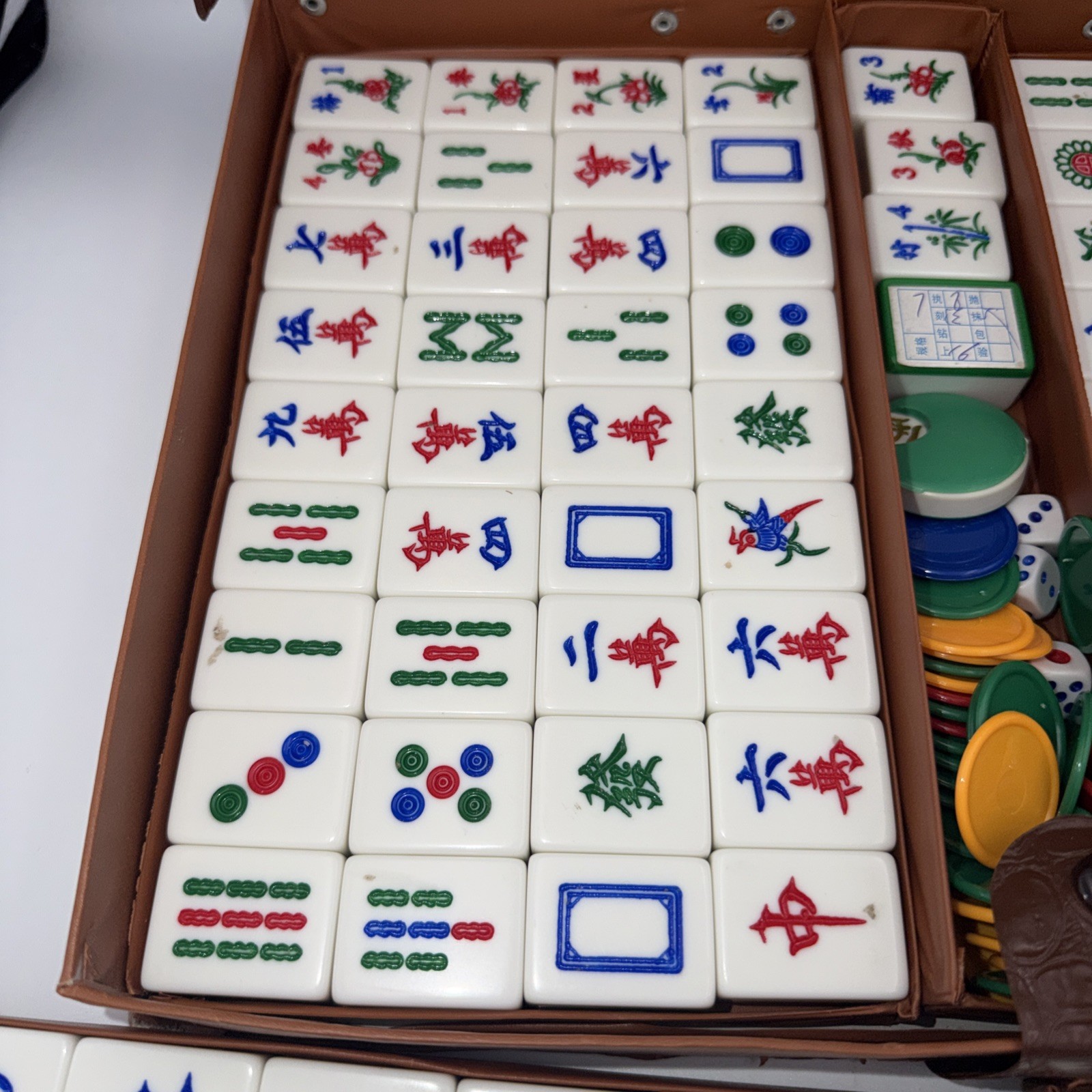 RARE!! 1960s 144 Hong Kong Stand-Alone Mahjong Set Green Backed Lucite Tiles