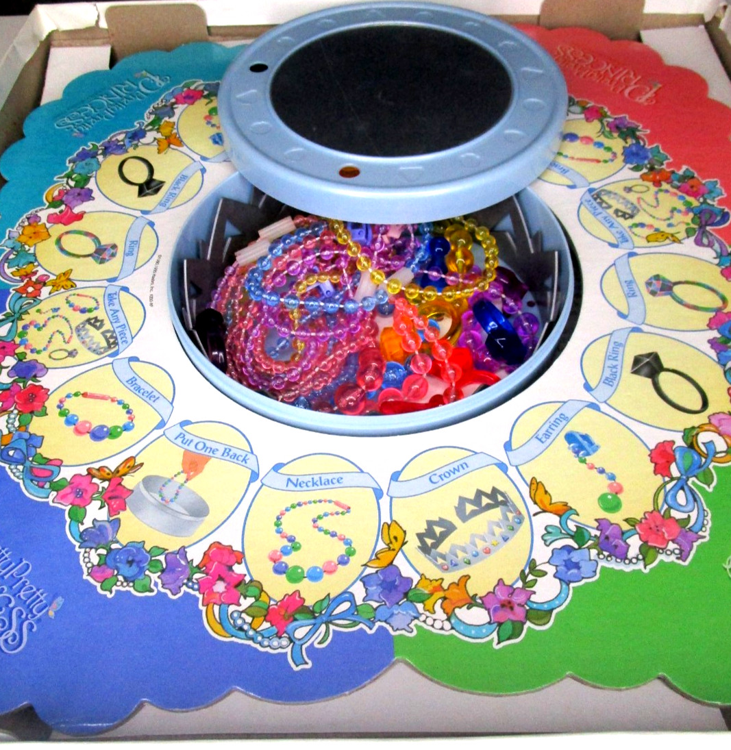 VTG 1995 Pretty Pretty Princess Game~Ages 5 & Up Milton Bradley Complete