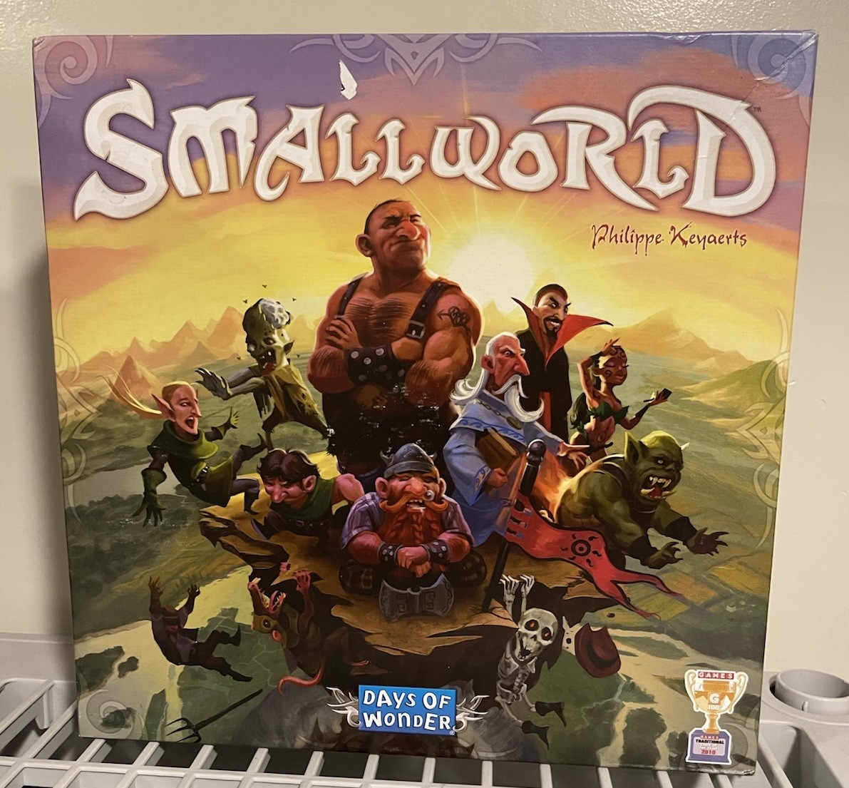 Smallworld Board Game – 2-5 Players – Ages 8+ COMPLETE