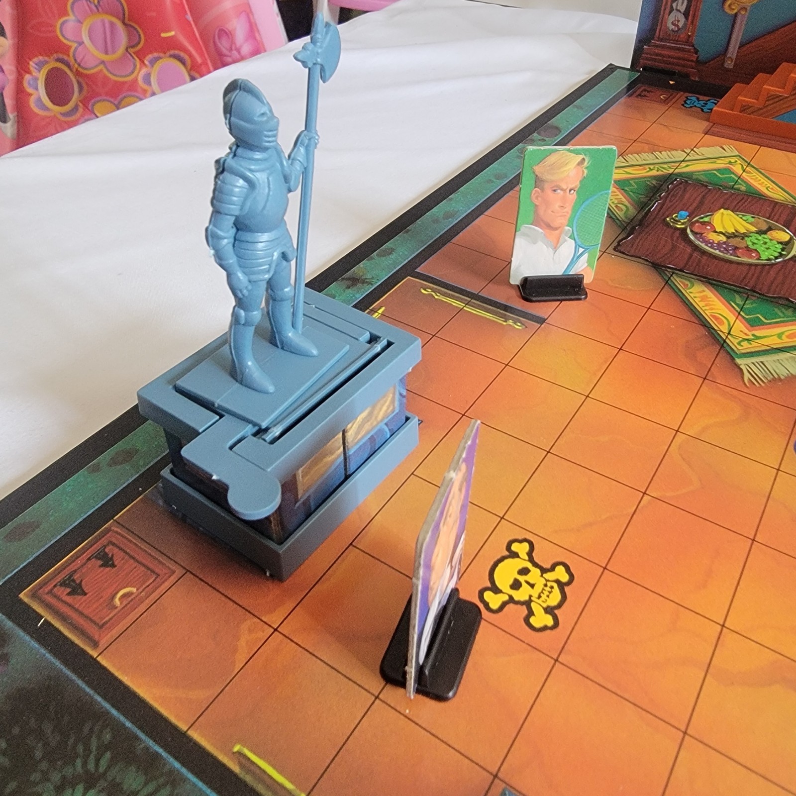 13 Dead End Drive Mystery Board Game Bluffing Strategy Fun for All Ages