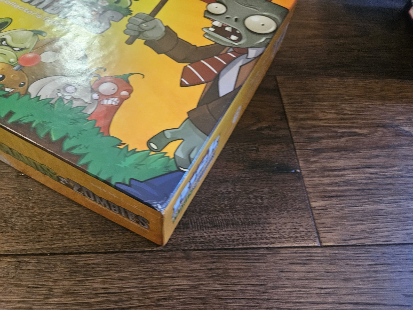 Risk Plants vs Zombies Board Game Collectors Edition 2013 Unpunched Open Box New