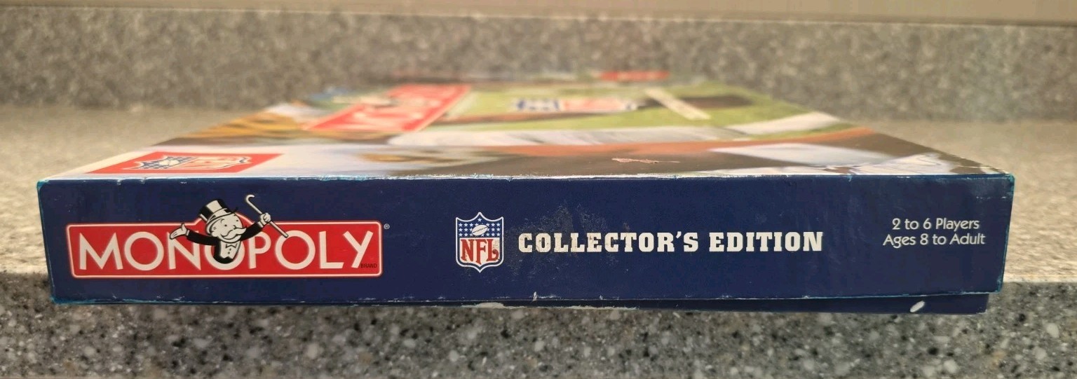 Monopoly NFL Collector’s Edition Board Game 2003 Hasbro Complete