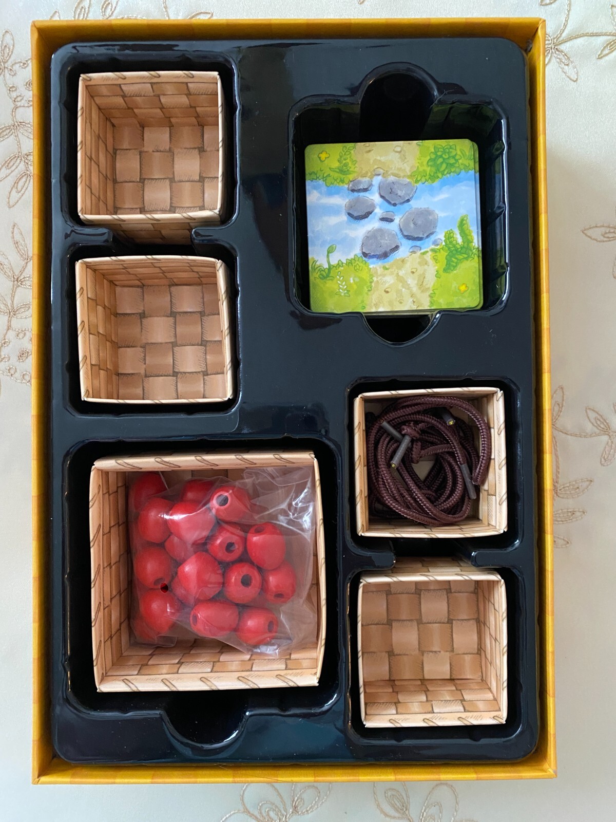 SIMPLY FUN “SHARE A BERRY” GAME CHILD DEVELOPMENT FINE MOTOR SKILLS PLUS & MINUS
