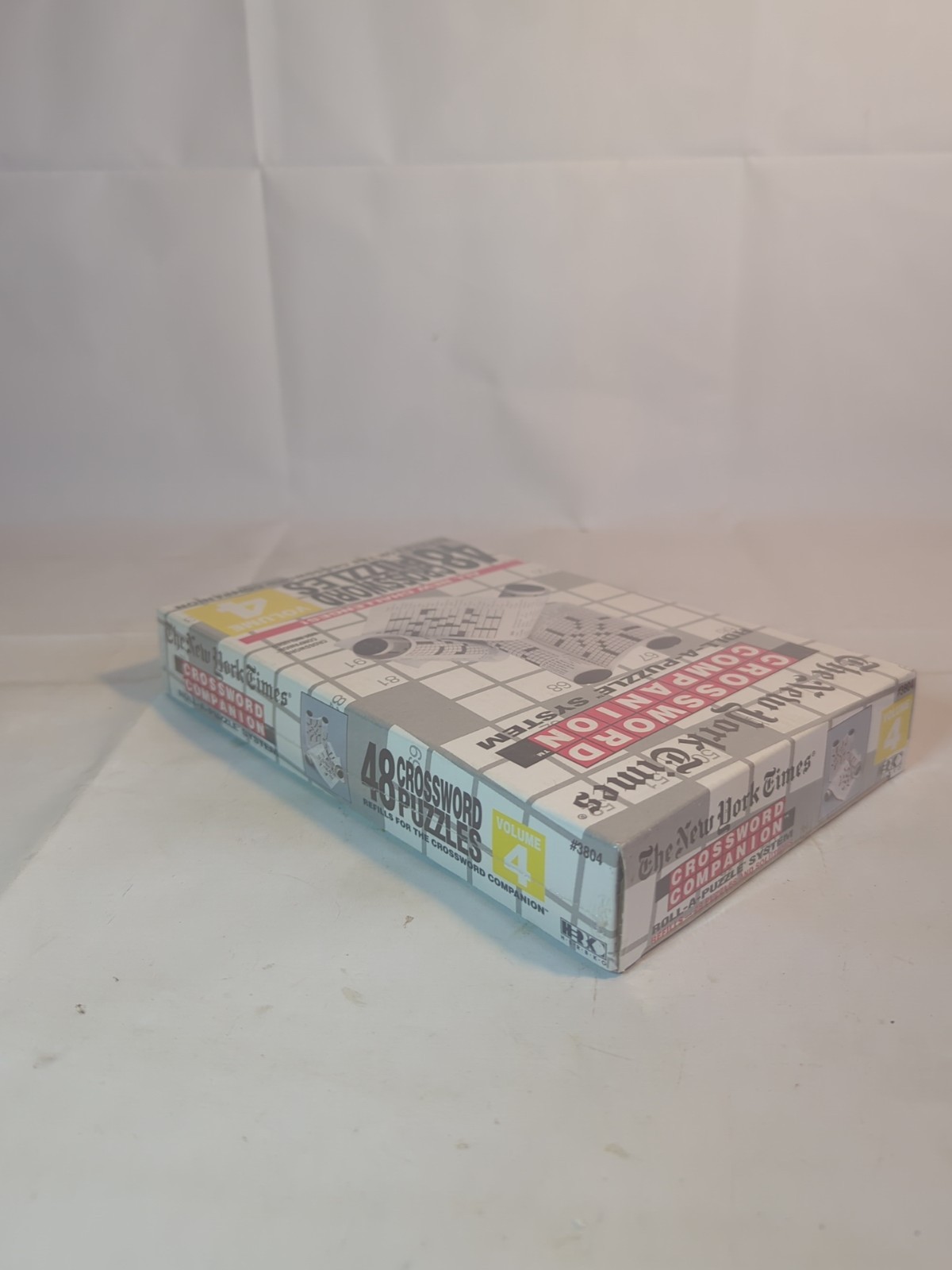 New Sealed The New York Times Crossword Companion Roll-A-Puzzle System 48