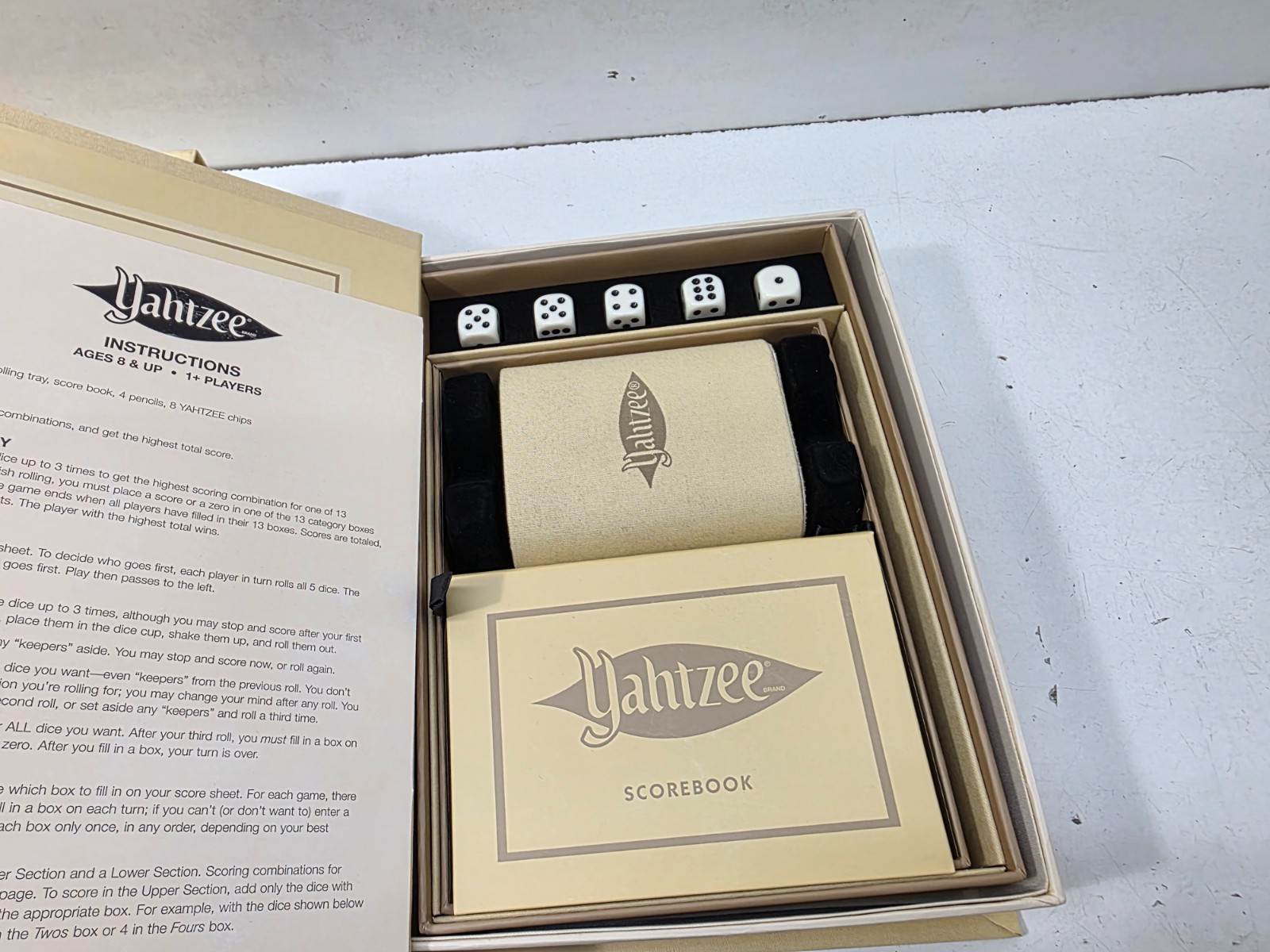 YAHTZEE Vintage Bookshelf Edition Company Deluxe Dice Game