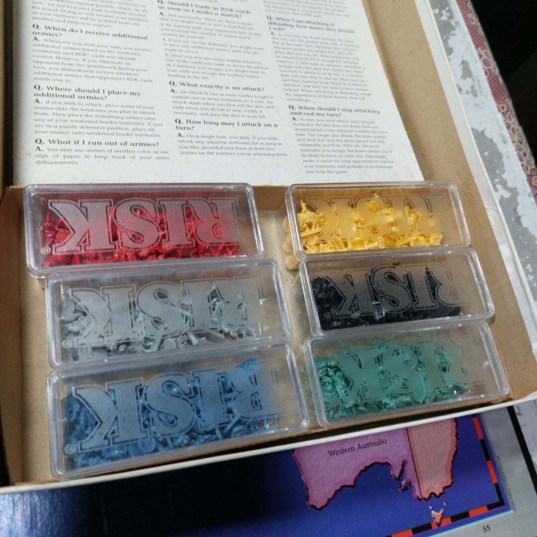 1999 Parker Brothers Hasbro Risk Board Game of Global Domination Complete
