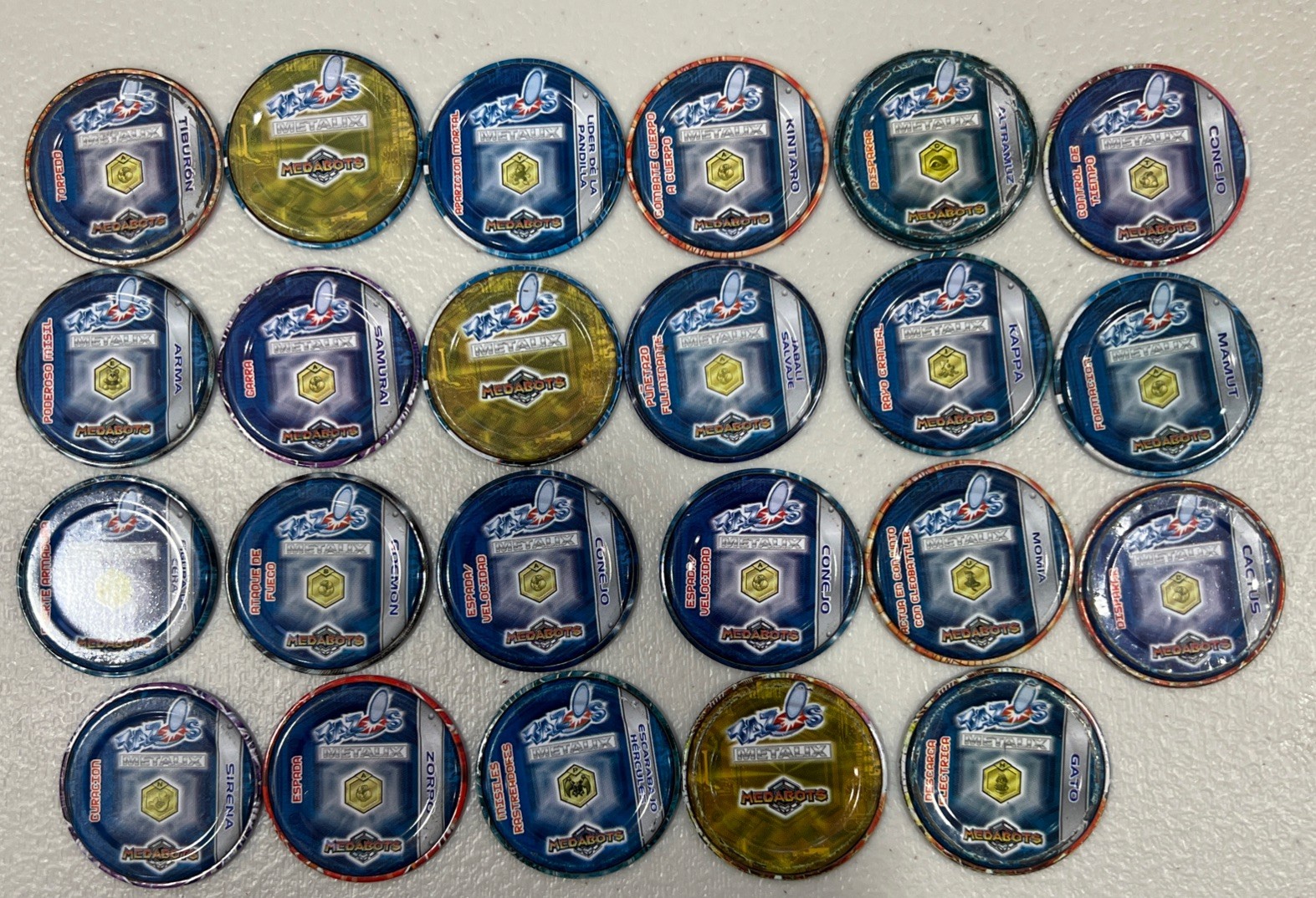 Medabots Metal Tazos Metalix/ Pogs. Sabritas. Lot Of 23. Metabee