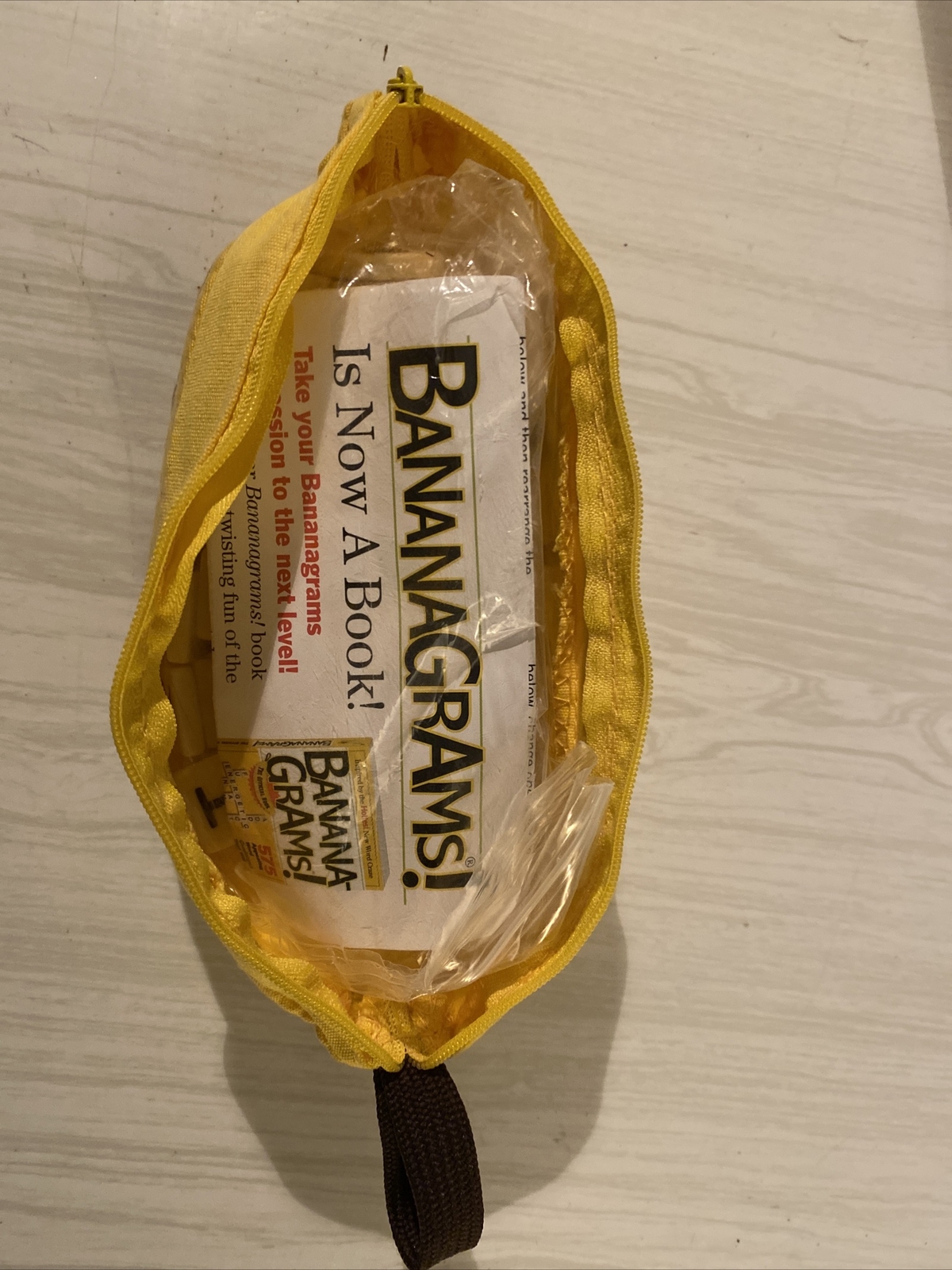 Bananagrams Crossword Family Fun Game Bananagram Word Play – NEW Unopened