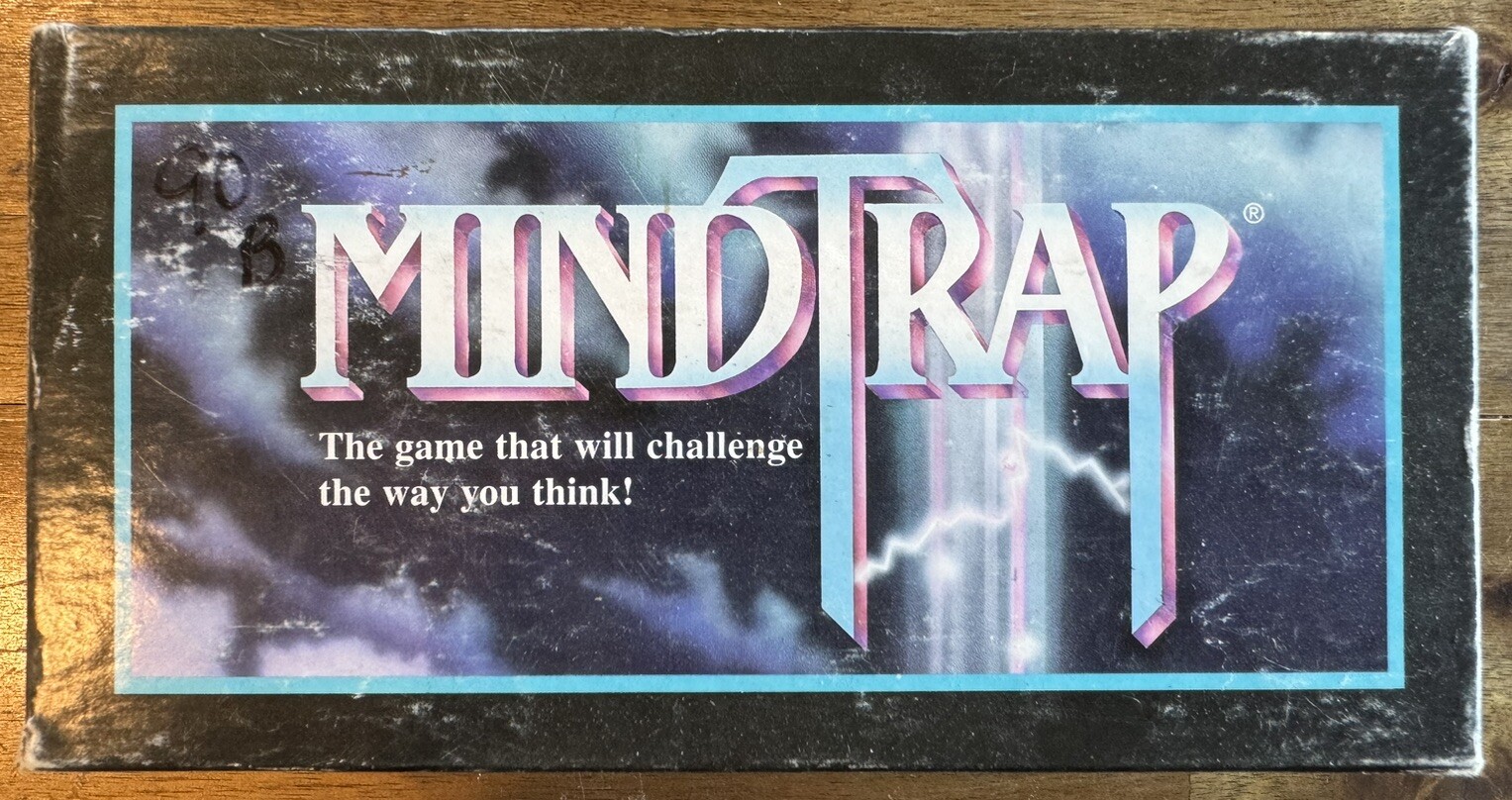 MINDTRAP 1996 Pressman Puzzle/Mystery/Problem Solving card-based game