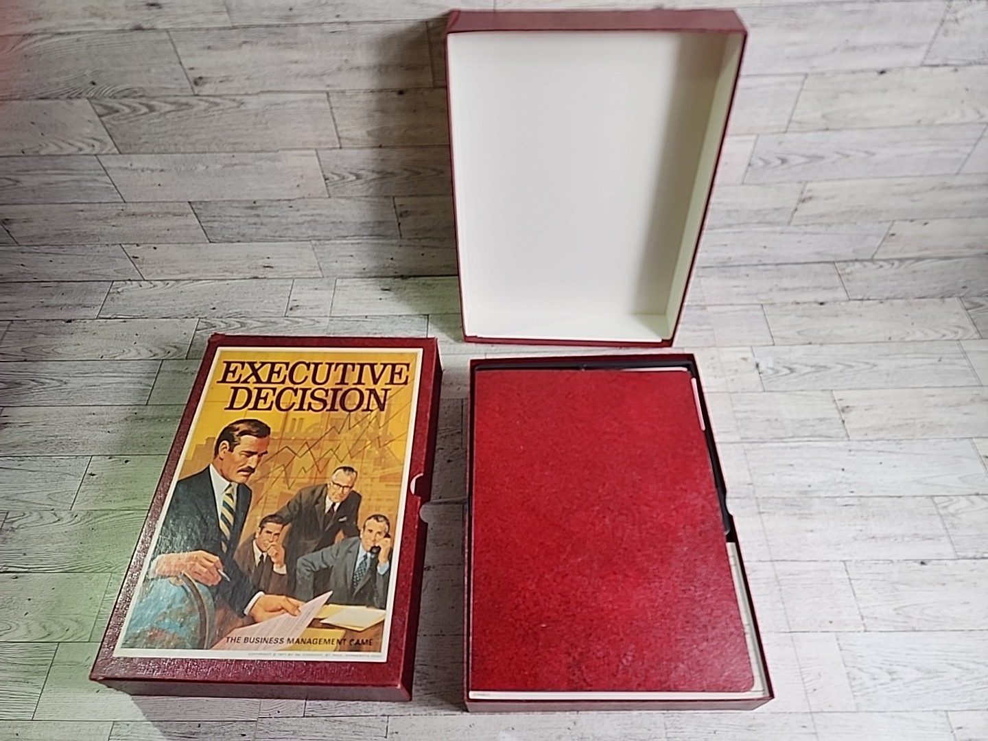 Vintage Bookshelf Board Game “EXECUTIVE DECISION” 1971 3M Faux Book