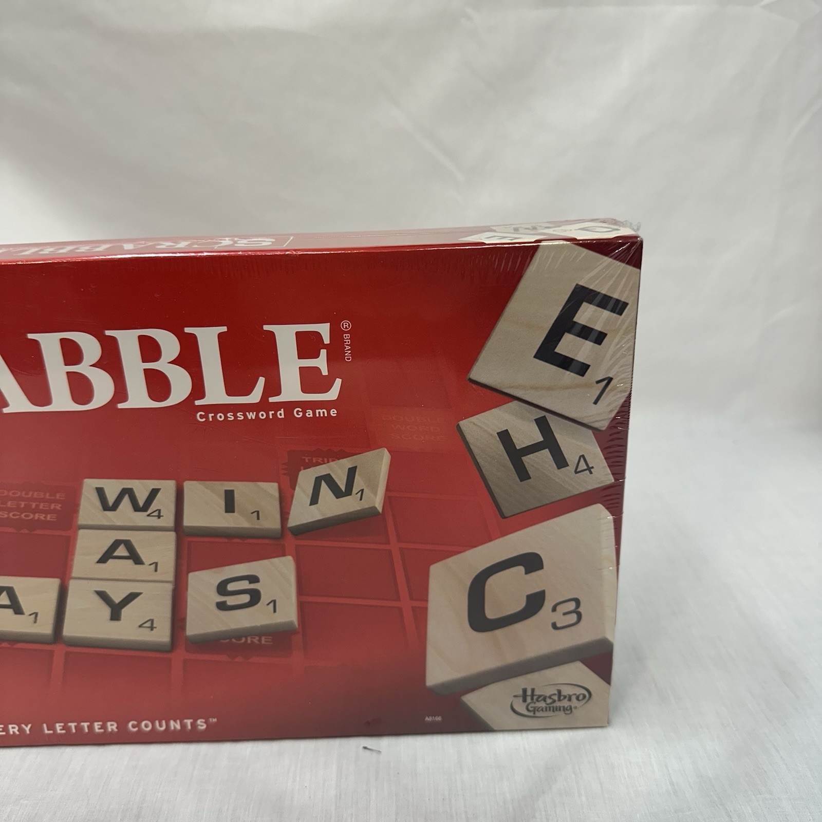 New Sealed Hasbro Scrabble Game Classic Crossword Board Game A8166 2013