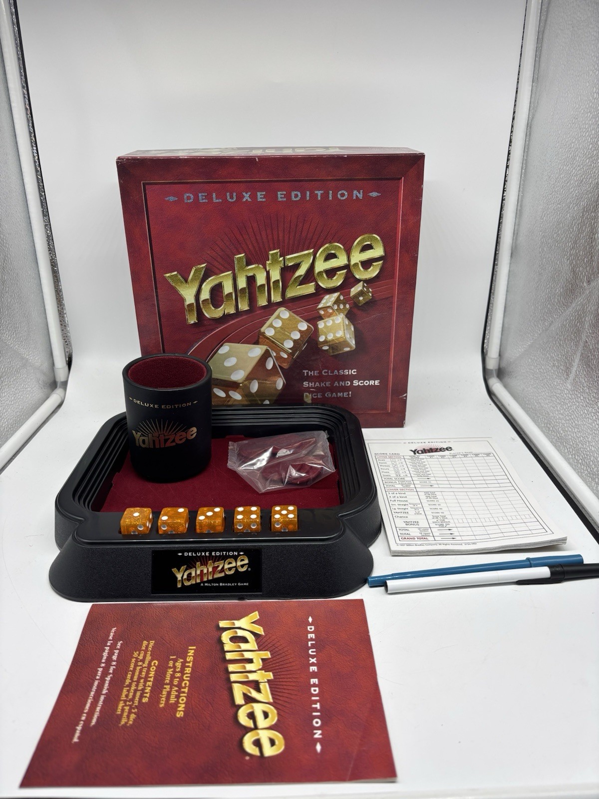 Vintage 1997 Yahtzee Deluxe Edition Gold Die COMPLETE