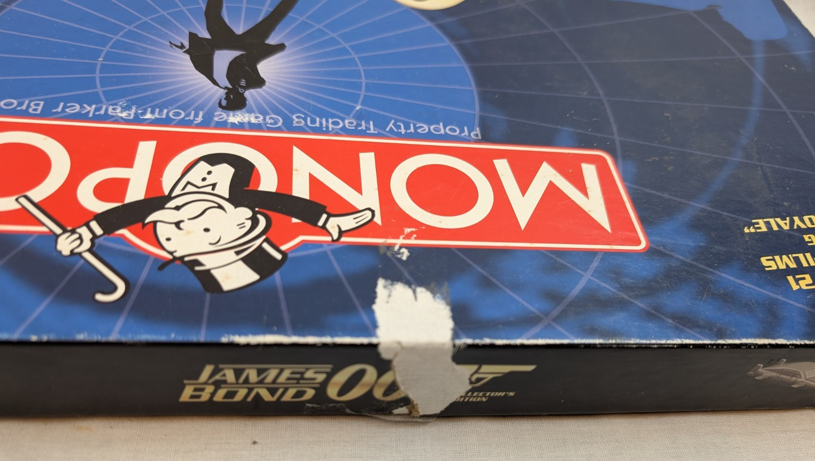 James Bond 007 Collector’s Edition Monopoly Board Game 2006 missing instructions