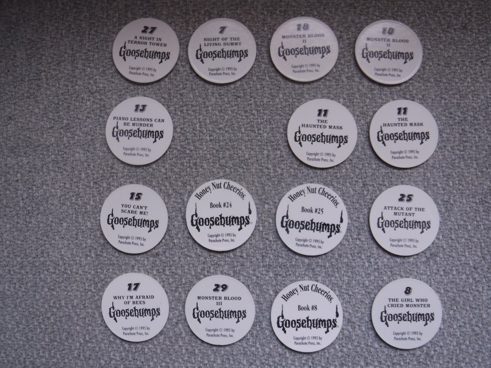 Pogs GOOSEBUMPS lot 1995 Parachute Press Vintage (3 Cheerios pogs)