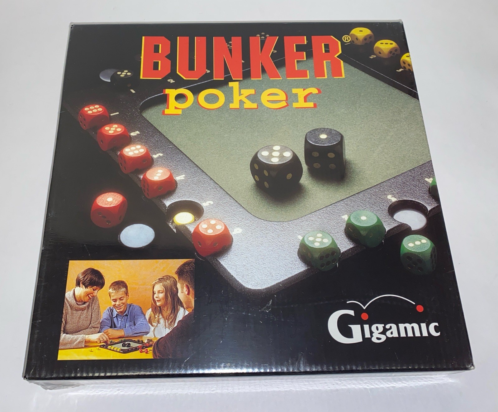 BUNKER POKER ~ New in Box ~ Gigamic