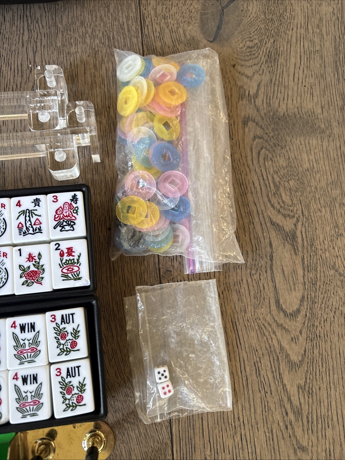 Mahjong Set 160 Tiles 4 Color Set Racks Pushers w/ Case