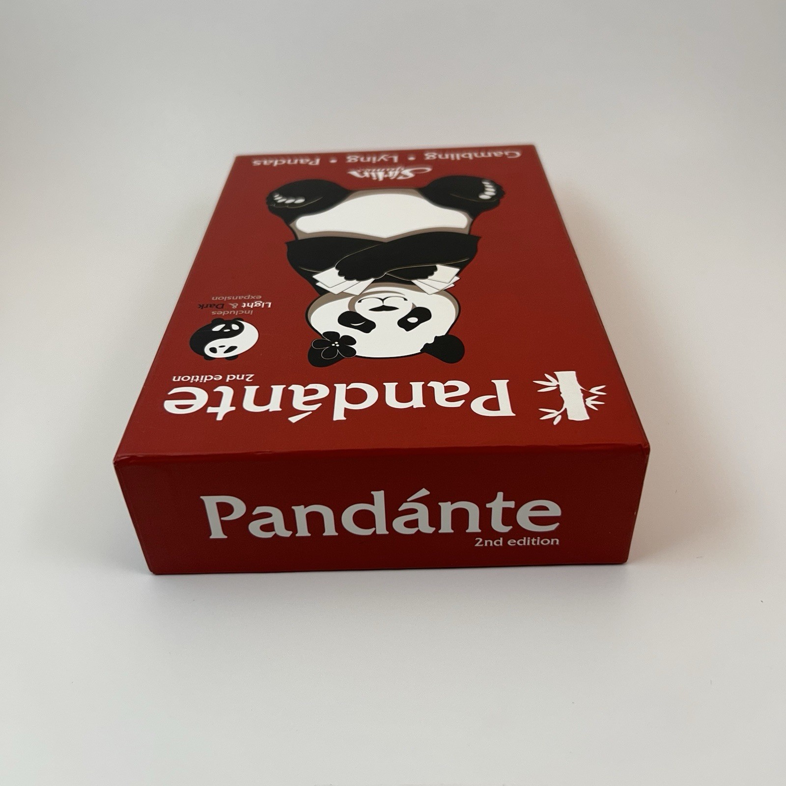 Pandánte 2nd Edition Game with Light & Dark Expansion Sirlin Games