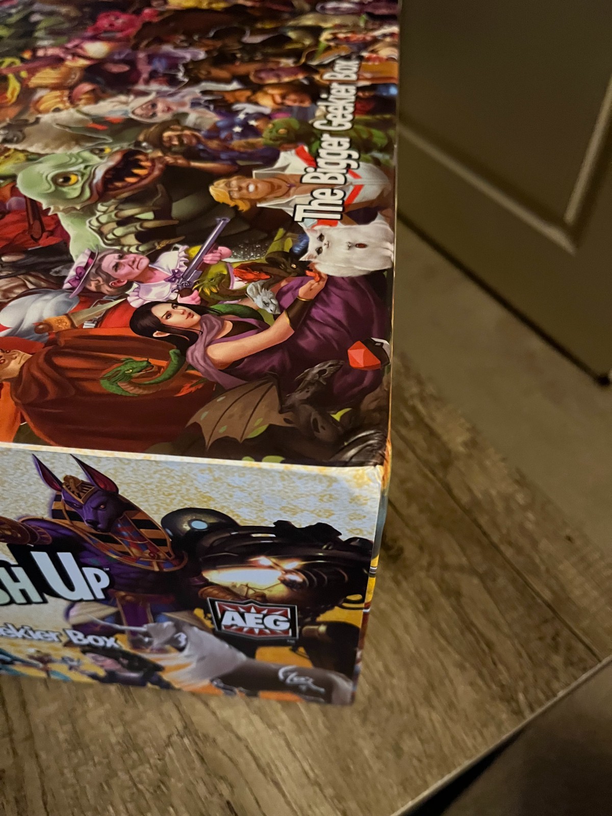 Smash Up: The Bigger Geekier Box + Marvel + 13 Expansions + Penguins + Sheep