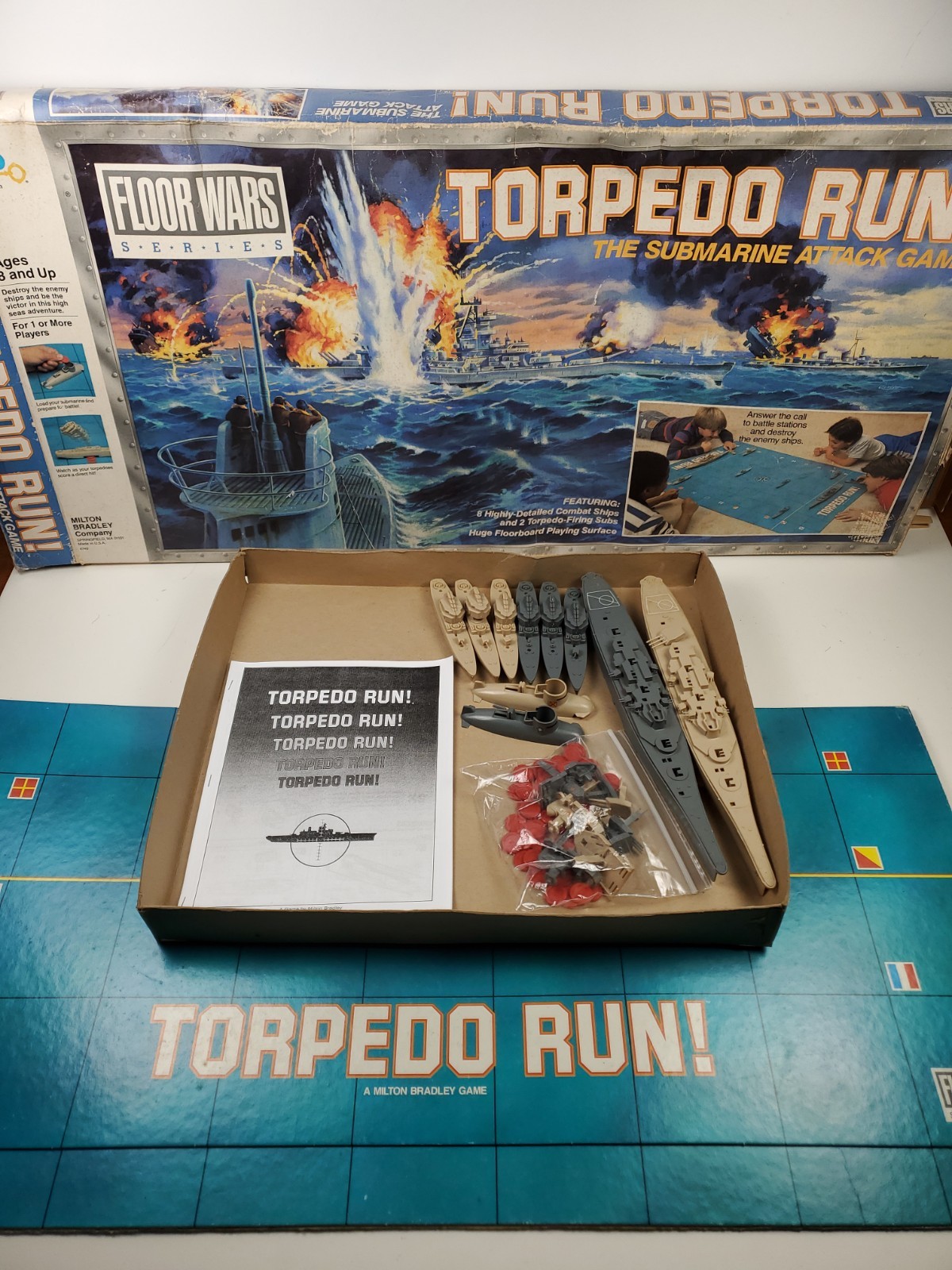 Torpedo Run Board Game Floor Wars Complete Milton Bradley 1986 G+