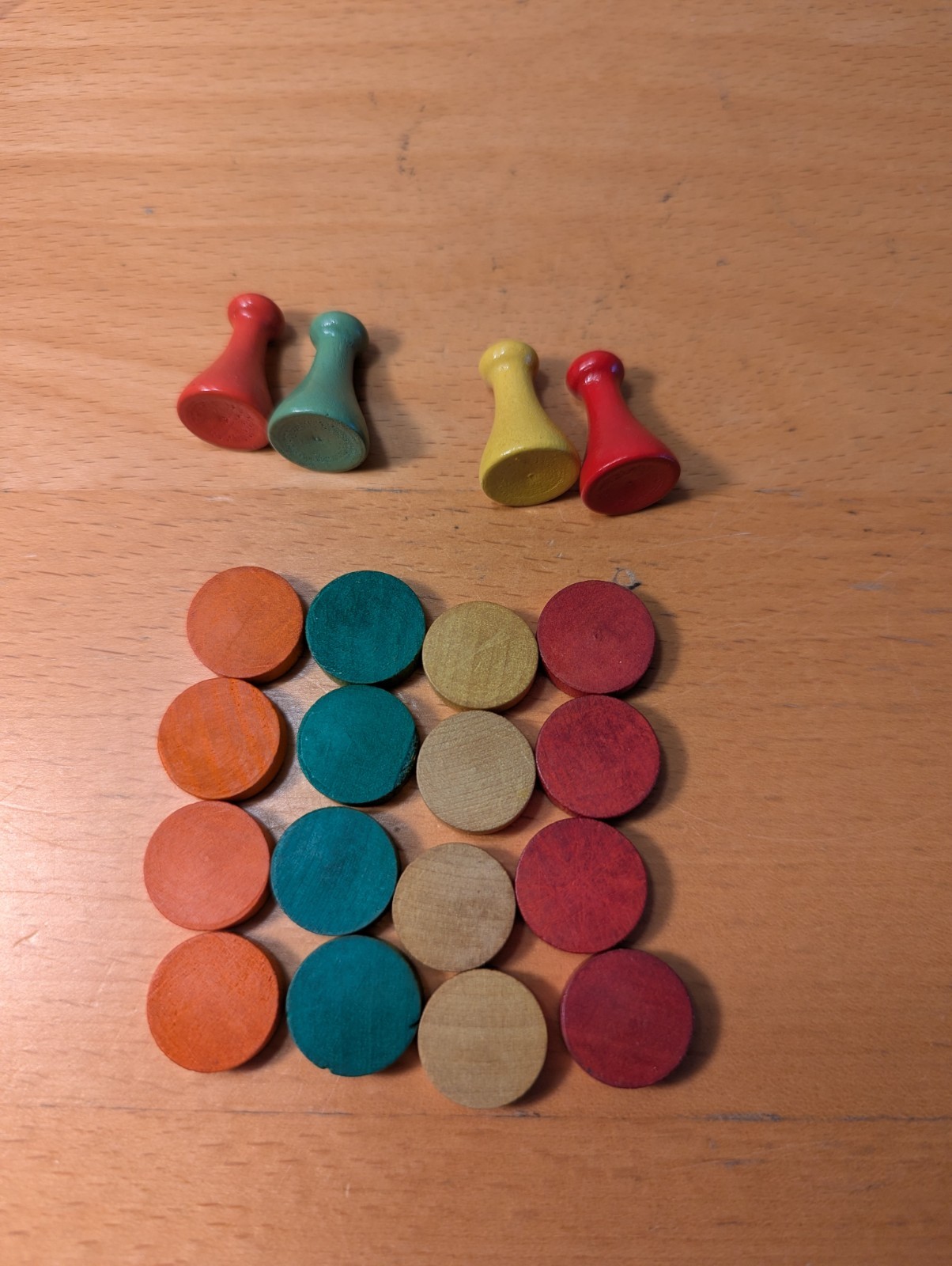 Parts – 1956 Game Of The States No 4920A – 4 pegs and 16 tokens