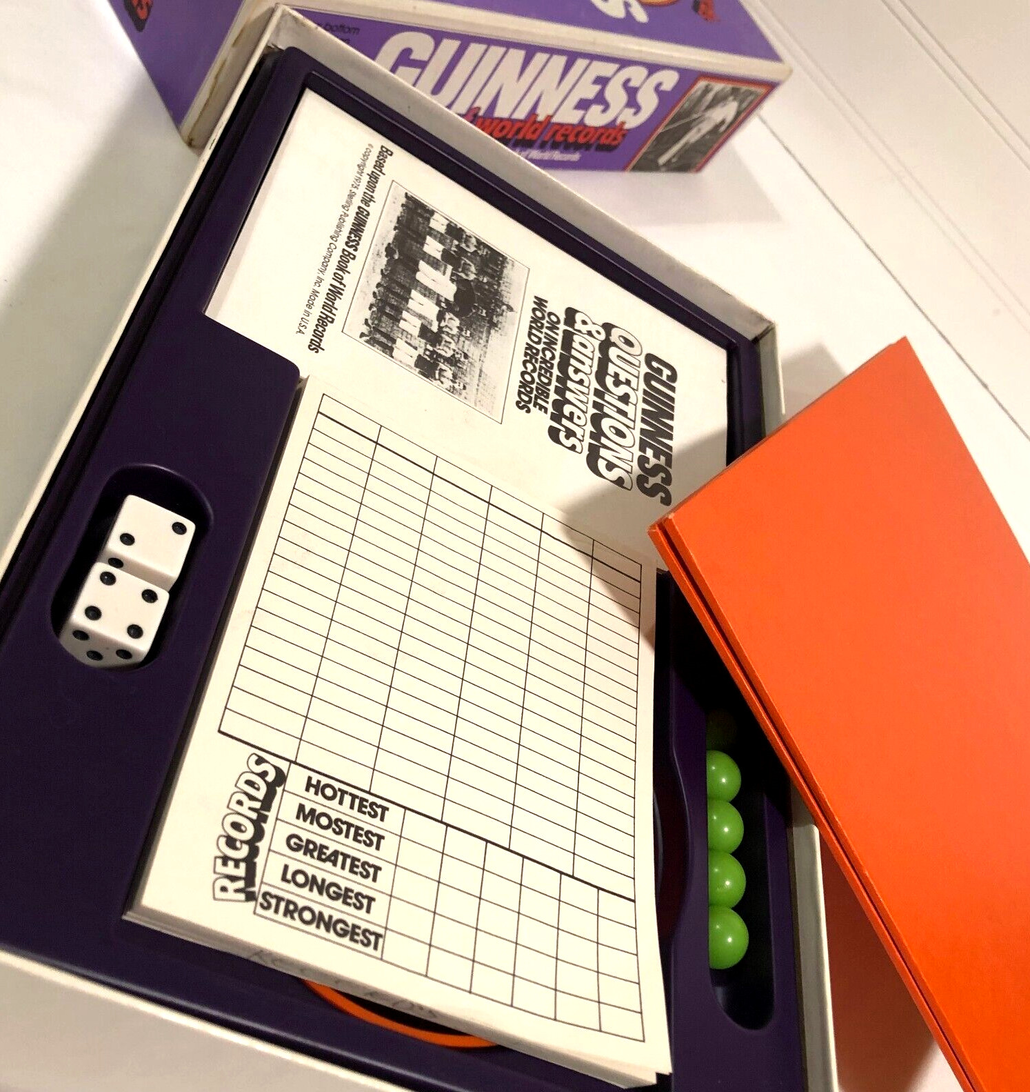 Guinness Game of World Records 1975 VTG Parker Brothers #75 Sterling Publishing