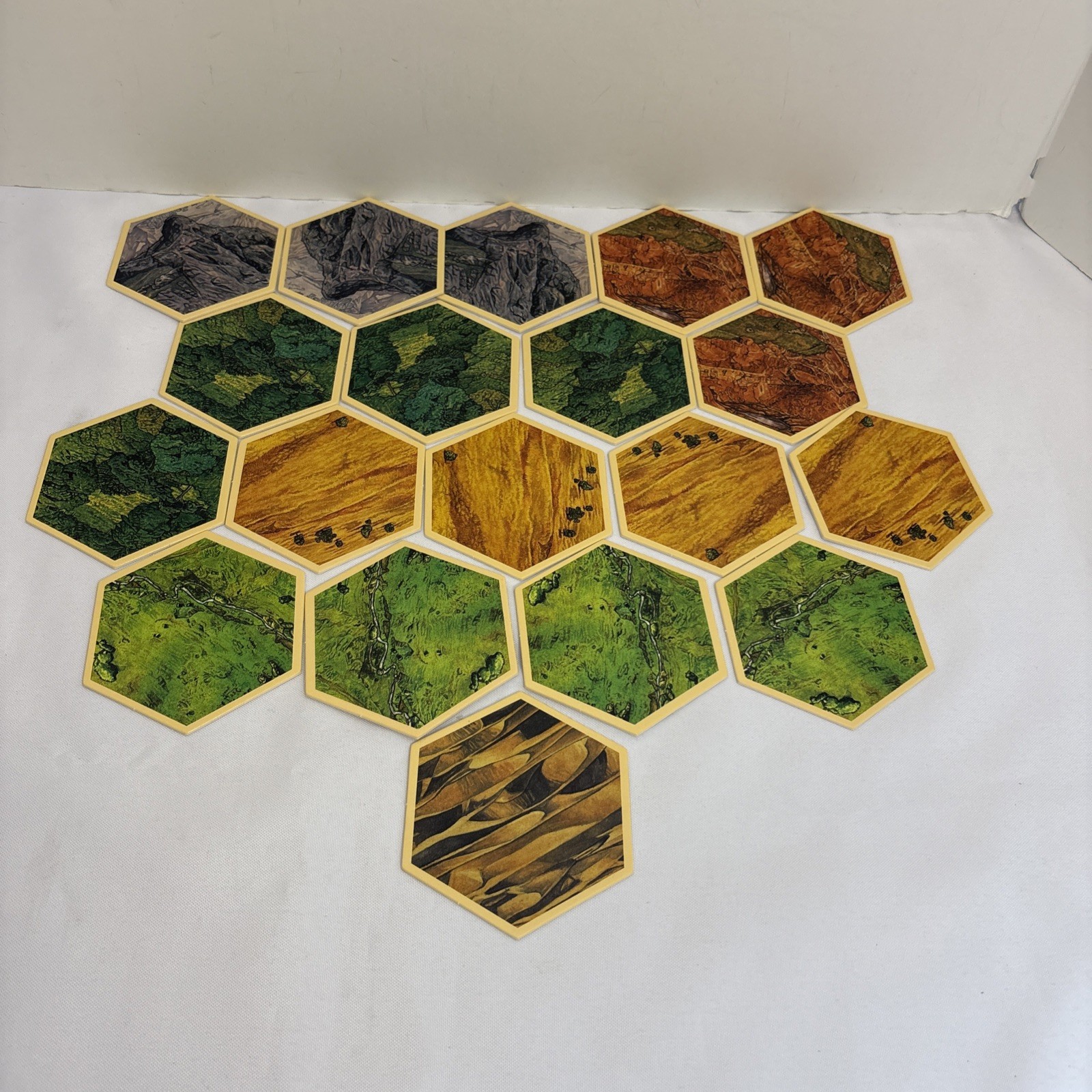 The Settlers of Catan by Klaus Teuber 1997 Mayfair Games #483 COMPLETE Vintage