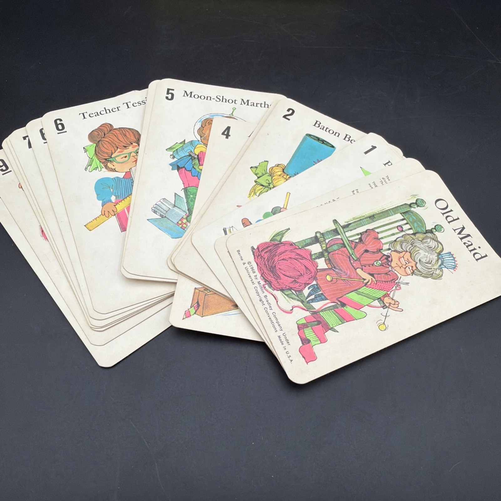 VINTAGE 1968 MILTON BRADLEY OLD MAID JUMBO CARD GAME COMPLETE AGES 5-10