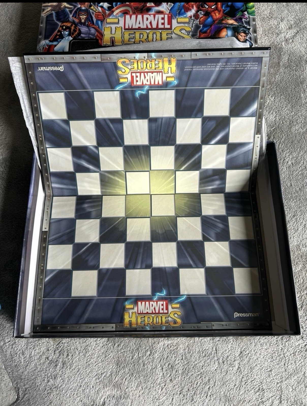 Marvel Avengers Chess Board Game Ironman Thor Black Widow Hasbro 100% Complete