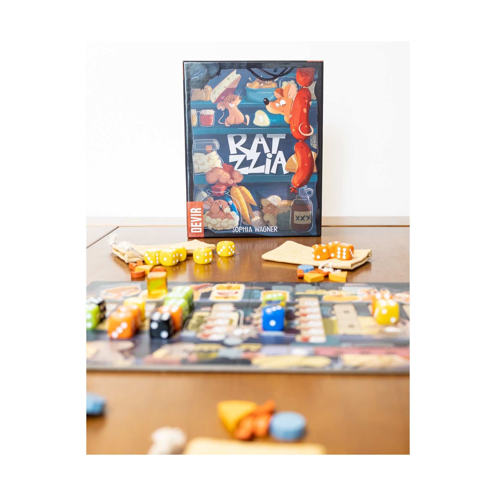 New – Devir Ratzzia – Ages 8+ | 2-5 players