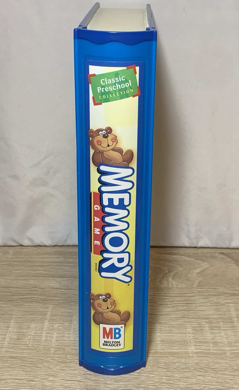 Vintage 2005 Milton Bradley Original Memory Game Bookshelf Case 68/72 Cards READ