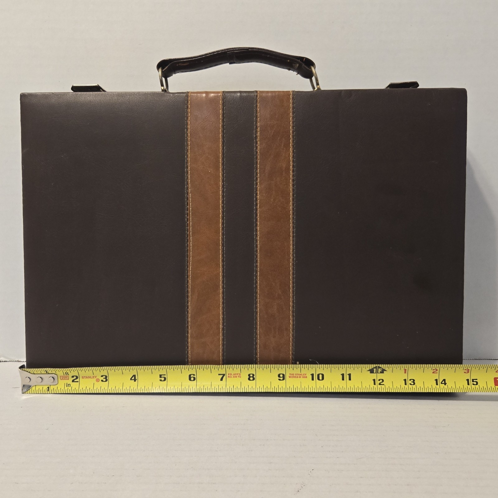 Backgammon Faux Leather 15 x 10 Case, 1 1/8″ Cream & Brown Checkers **COMPLETE**