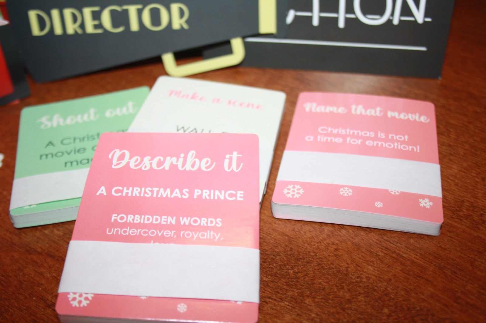 Christmas Movie Trivia Game – Ho Ho Holiday Fun for Whole Family! Table Fun 2021