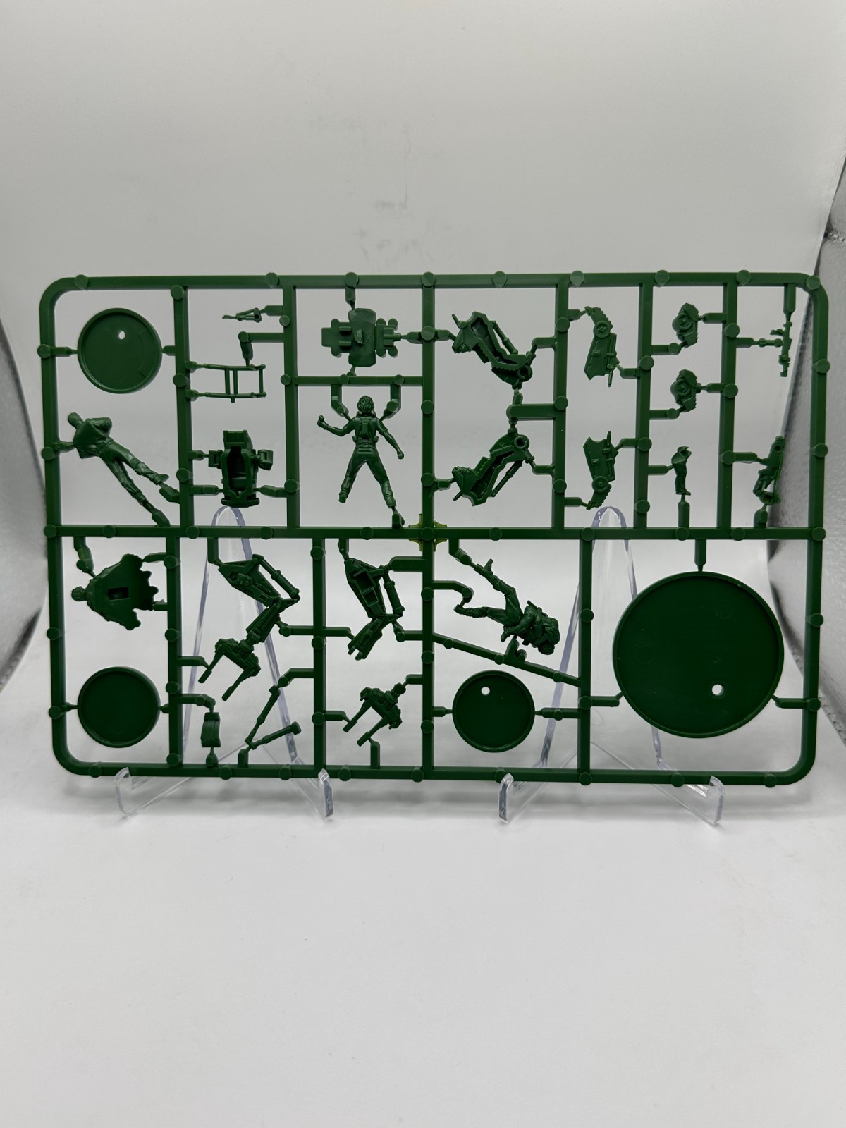 Gale Force 9 Aliens 06 Sulaco Survivors Tabletop Miniature Sprue Unpainted Uncut
