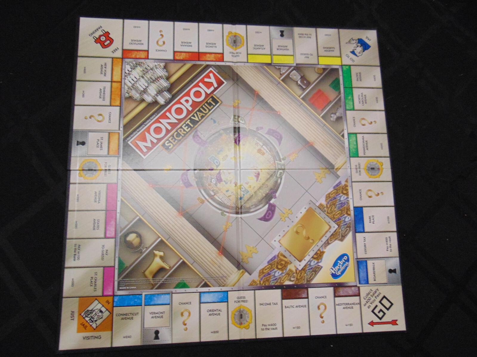 New MONOPOLY Secret Vault Board Game Ages 8+ 2-6 Players Family Board Game