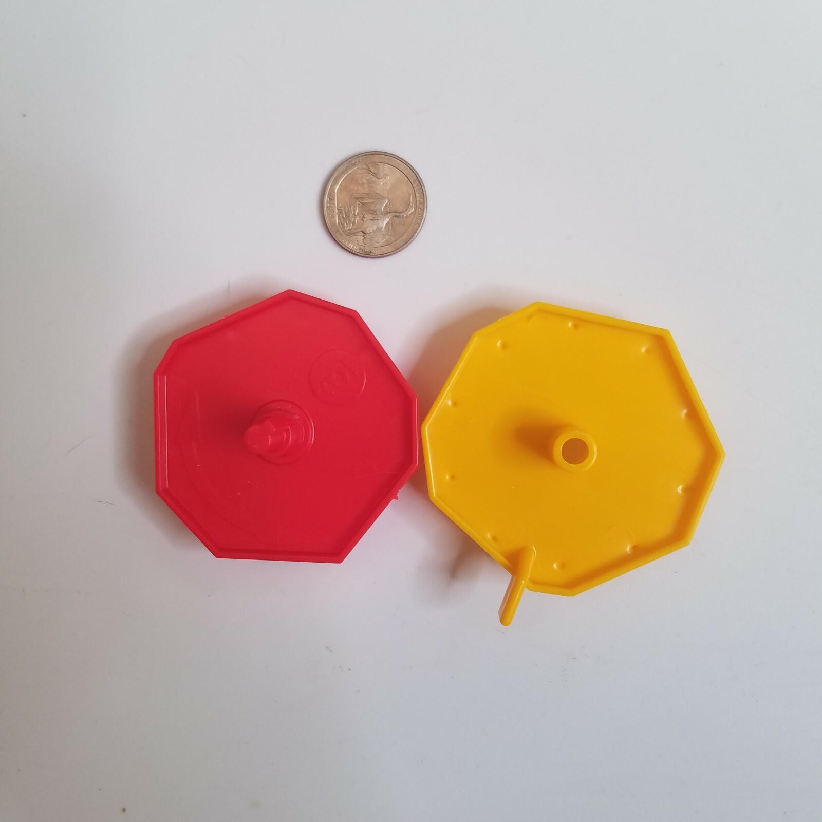 2005 Mouse Trap Board Game Replacement Red Yellow Gear Part 3 and 5 Bin16